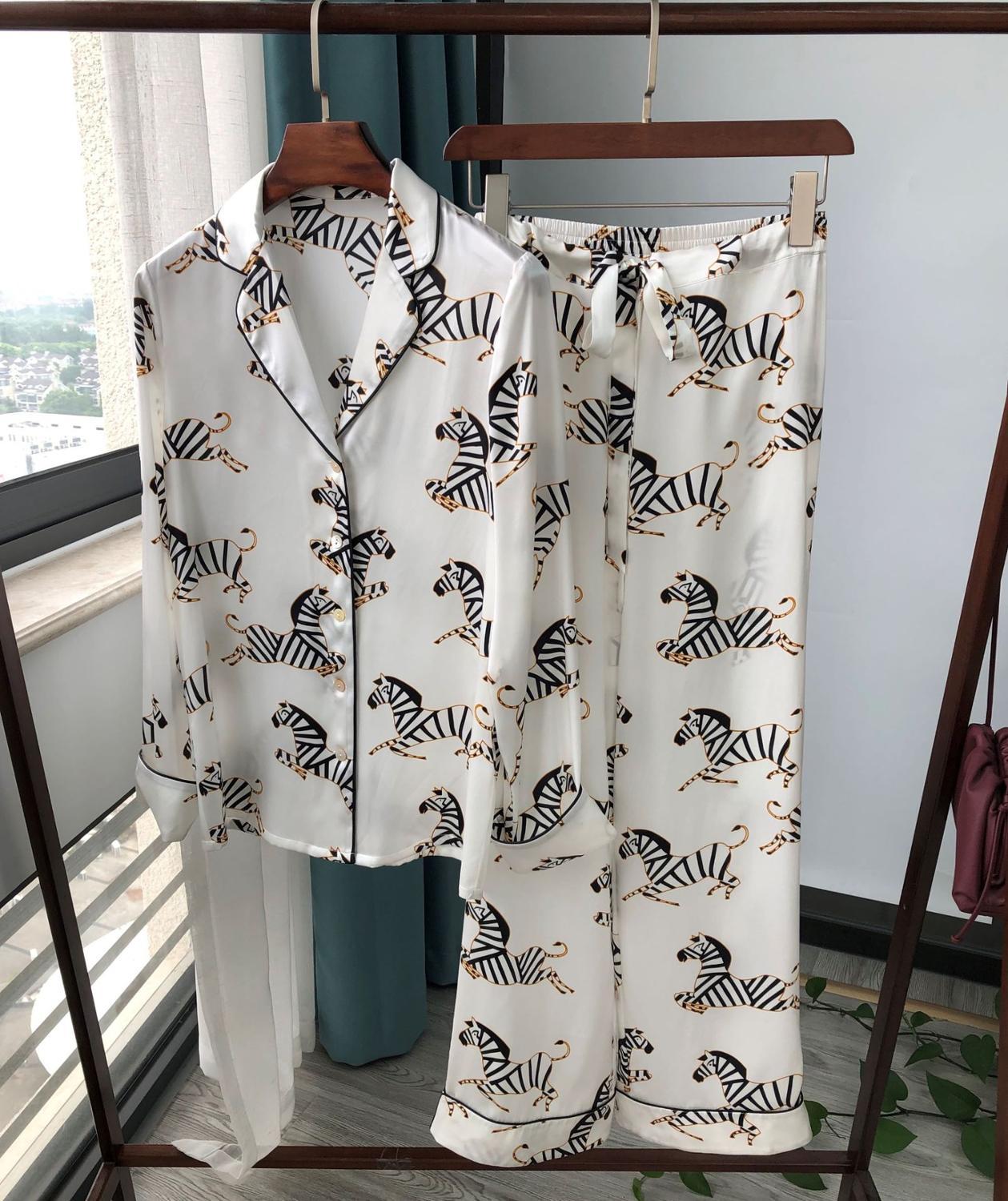 Pajama silk top shorts trousers