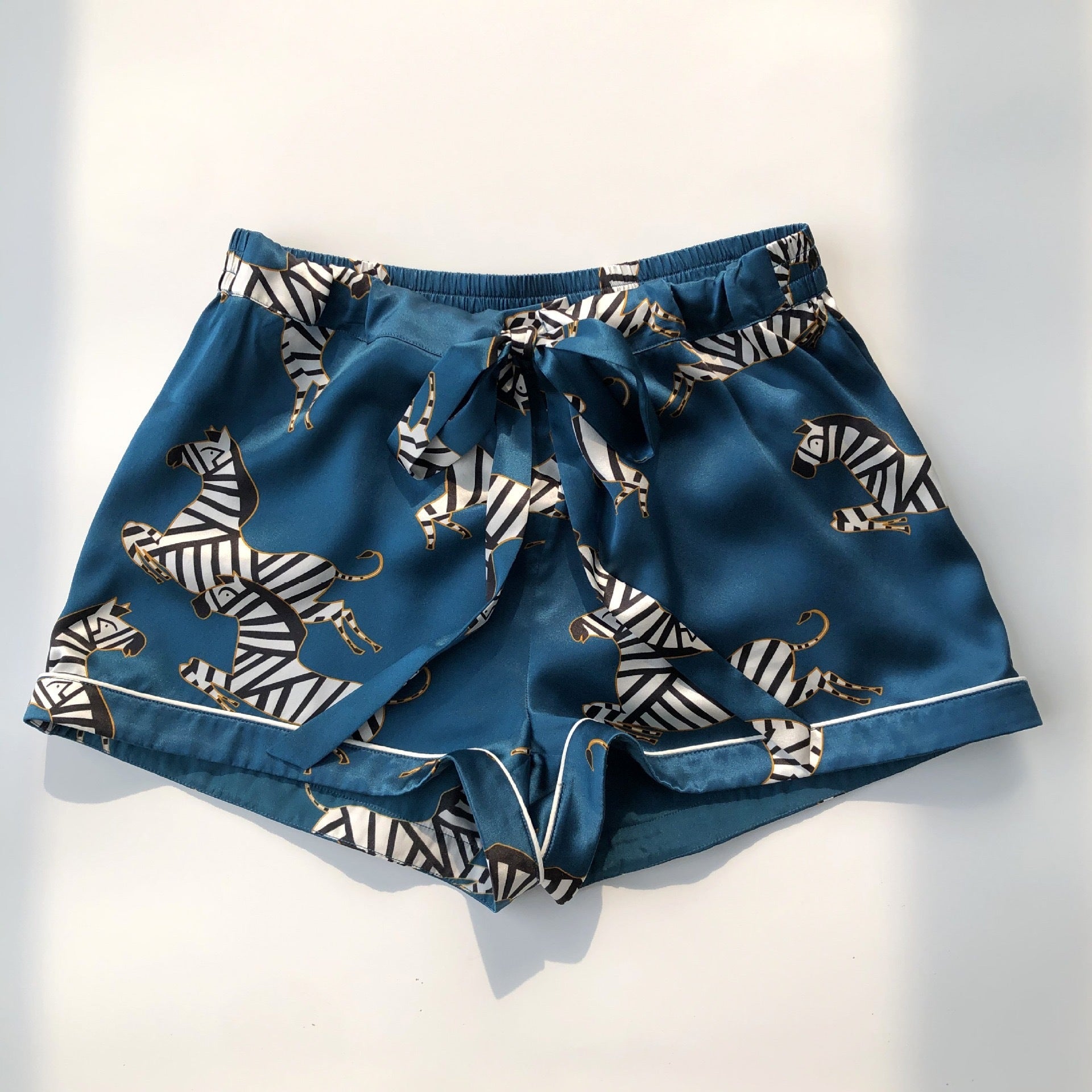 Pajama silk top shorts trousers
