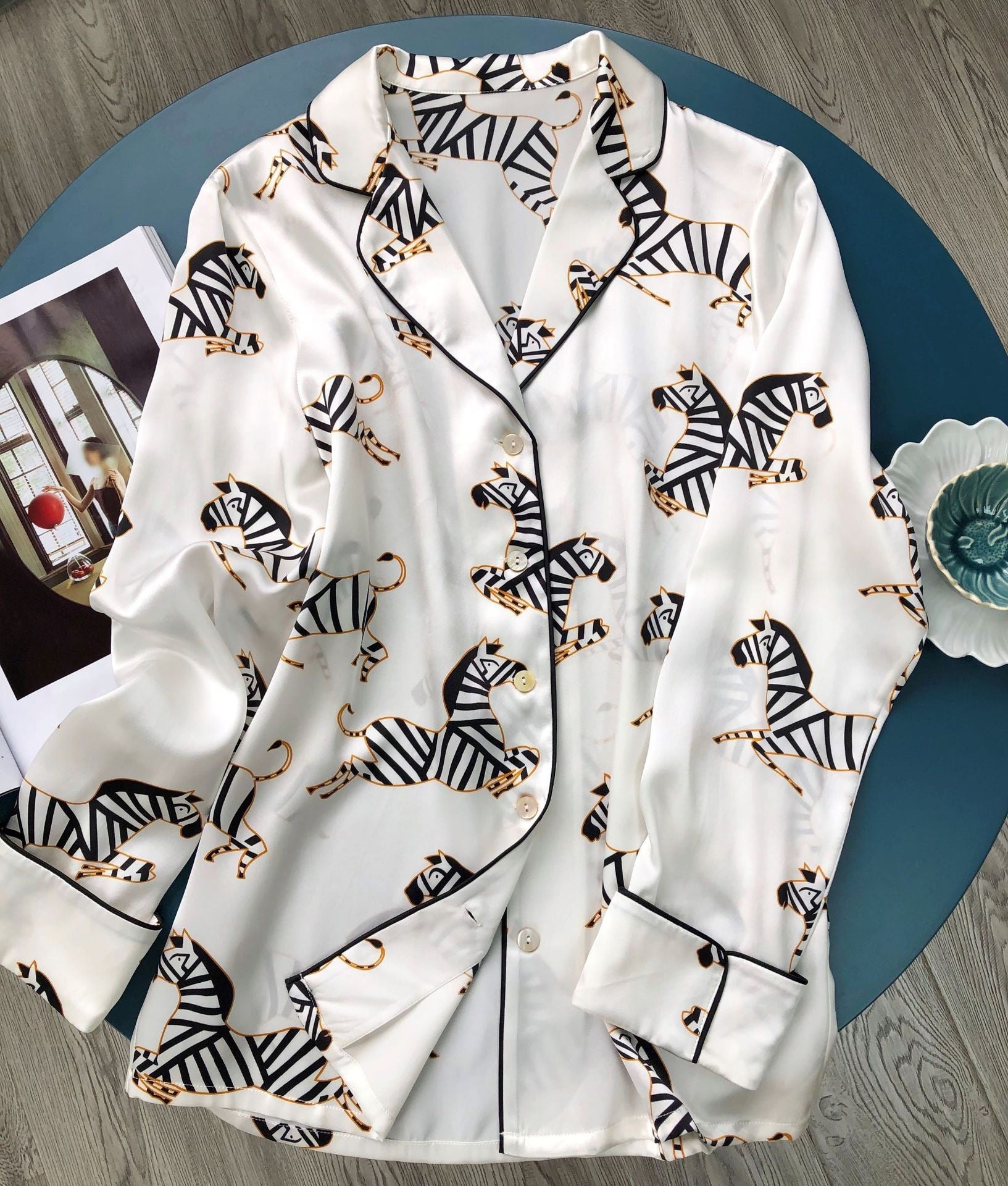 Pajama silk top shorts trousers